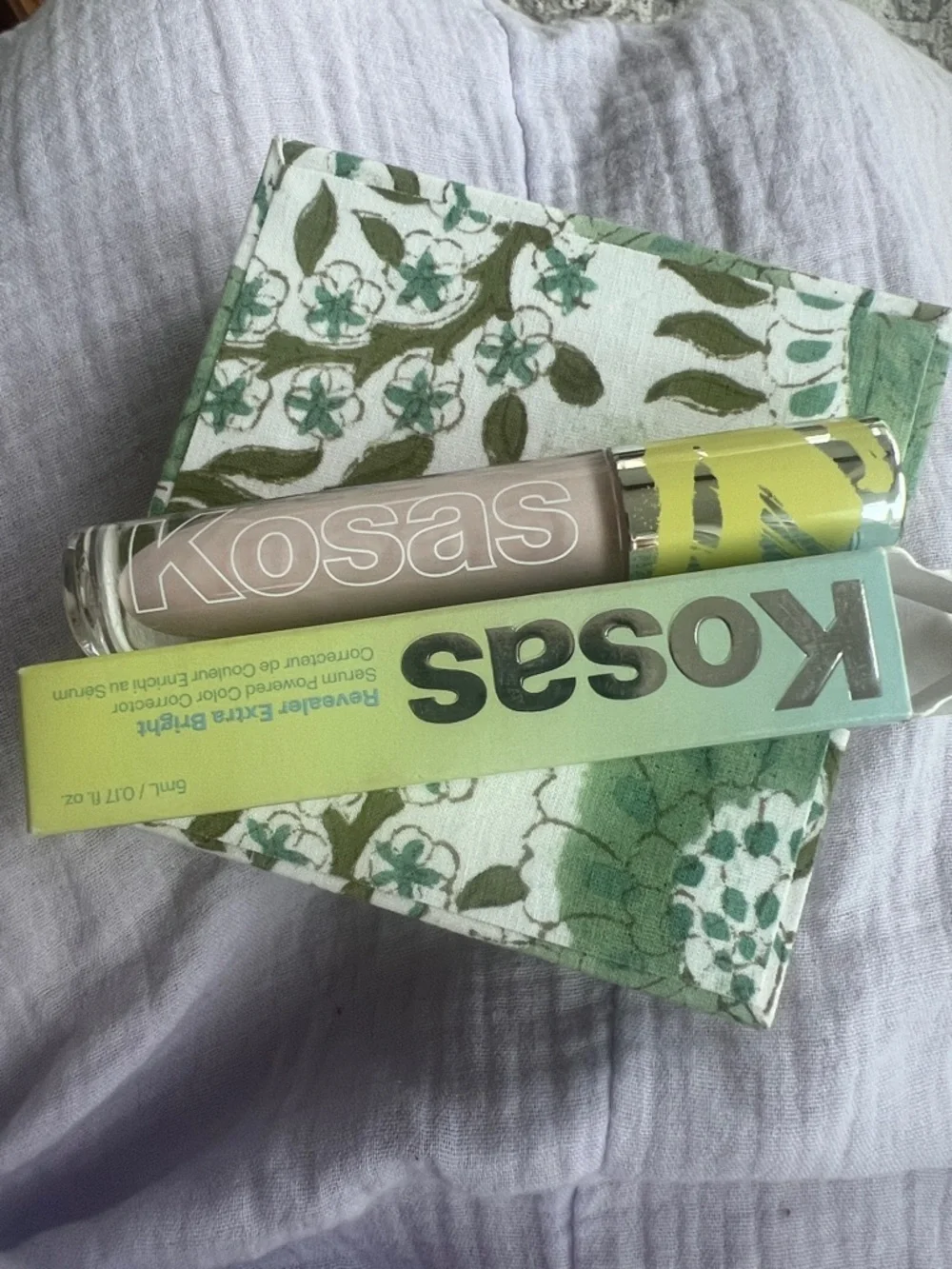 Kosas Revealer Extra Bright Concealer Color Corrector in shade Magic